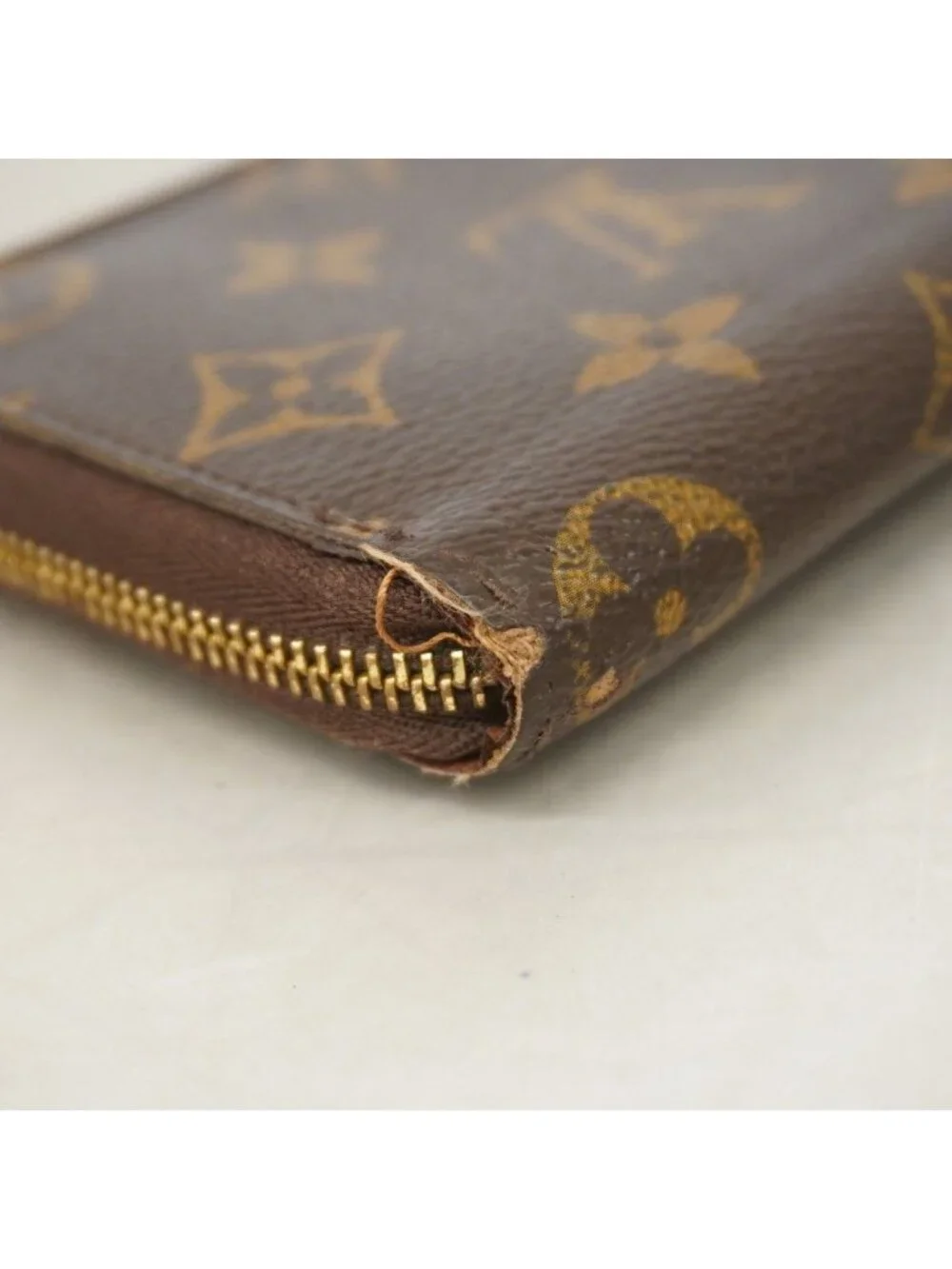 Louis Vuitton Coin Case Monogram Zippy Purse Brown